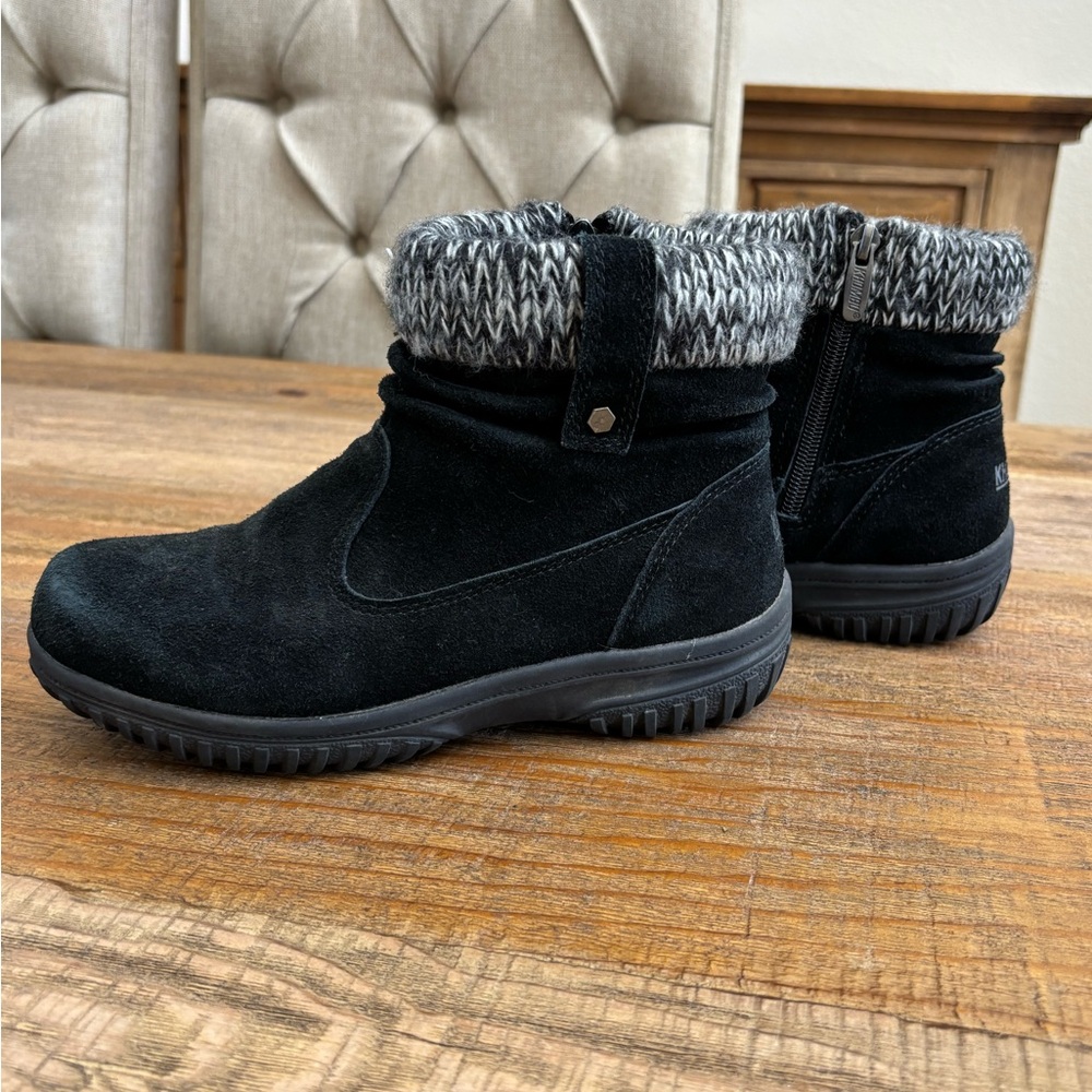 Khombu Ladies All-Weather Black Suede Ankle Boots with Knit Cuff